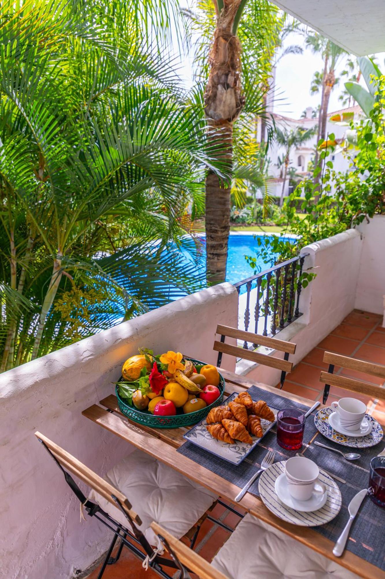 Ab Properties - Design Penthouse Marbella - Puerto Banus - Golden Mile - Pool And Tropical Garden View Eksteriør billede